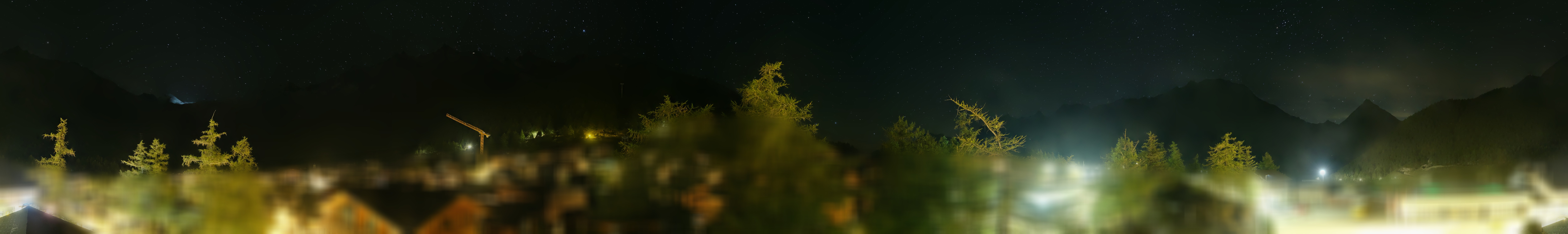 Archiv Foto Webcam Saas Fee: Blick in den Ortskern