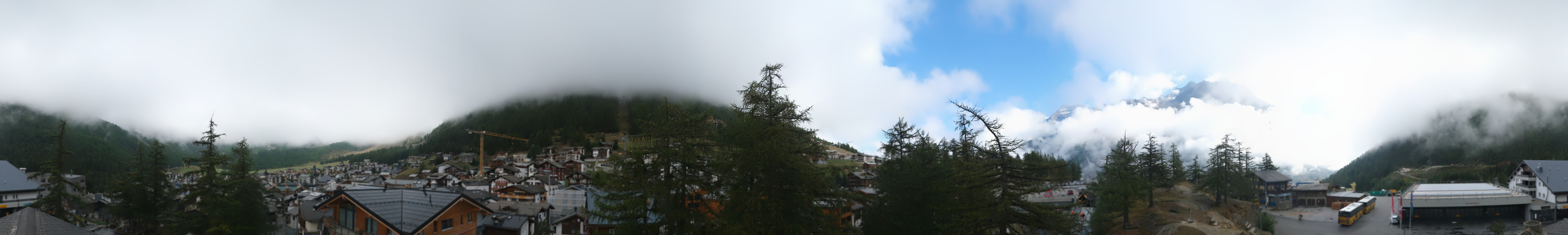 Archiv Foto Webcam Saas Fee: Blick in den Ortskern