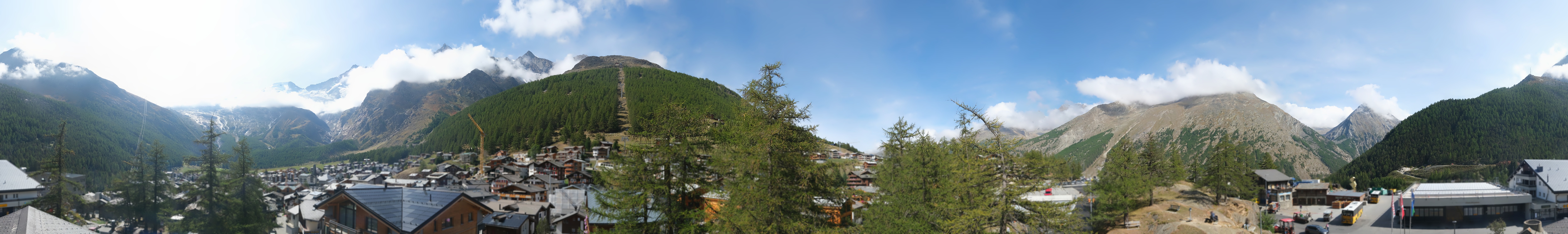 Archiv Foto Webcam Saas Fee: Blick in den Ortskern