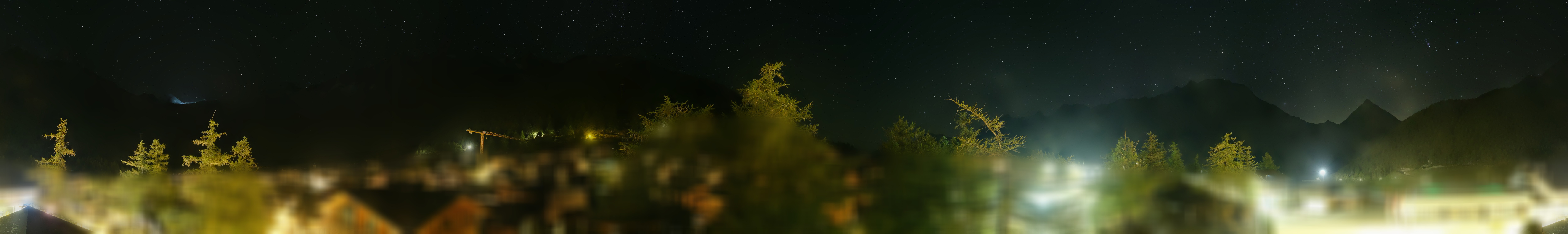 Archiv Foto Webcam Saas Fee: Blick in den Ortskern