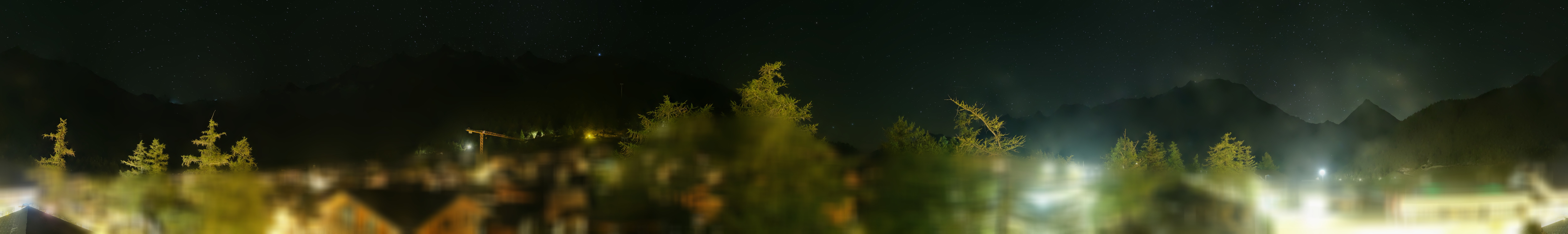 Archiv Foto Webcam Saas Fee: Blick in den Ortskern