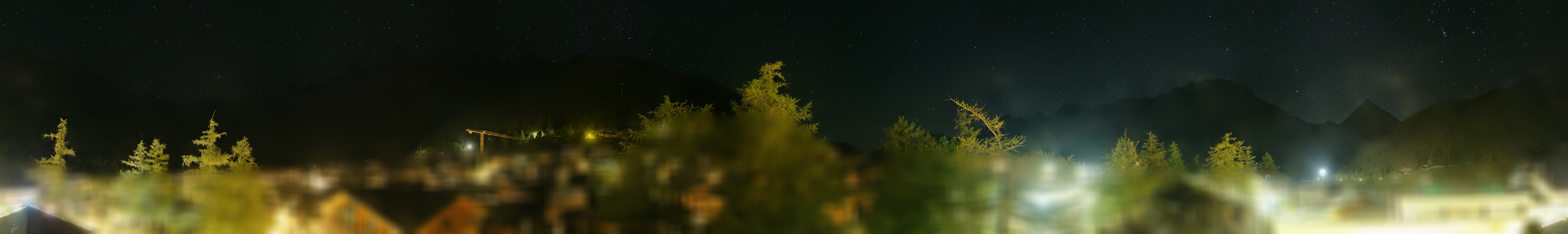 Archiv Foto Webcam Saas Fee: Blick in den Ortskern