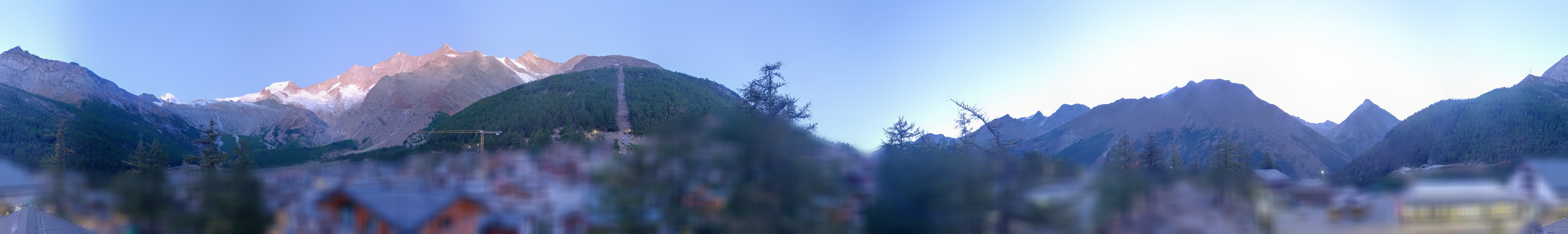 Archiv Foto Webcam Saas Fee: Blick in den Ortskern
