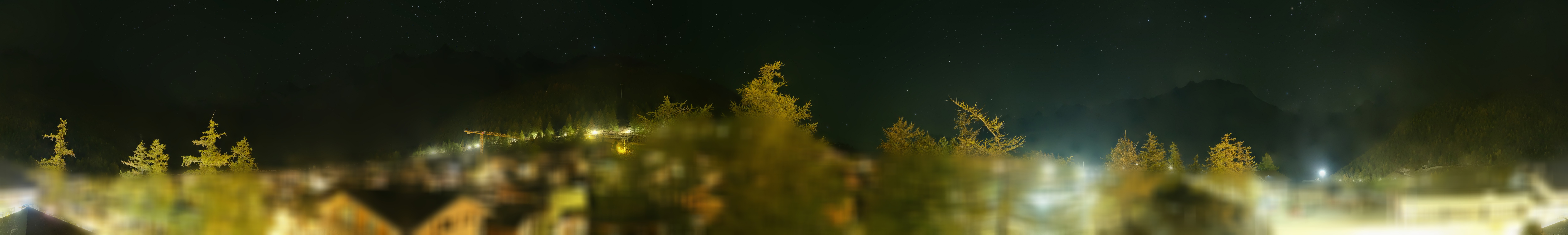 Archiv Foto Webcam Saas Fee: Blick in den Ortskern
