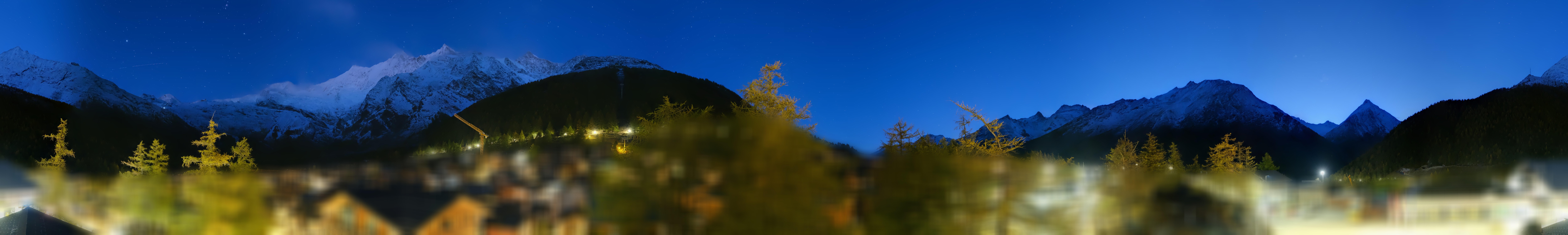 Archiv Foto Webcam Saas Fee: Blick in den Ortskern