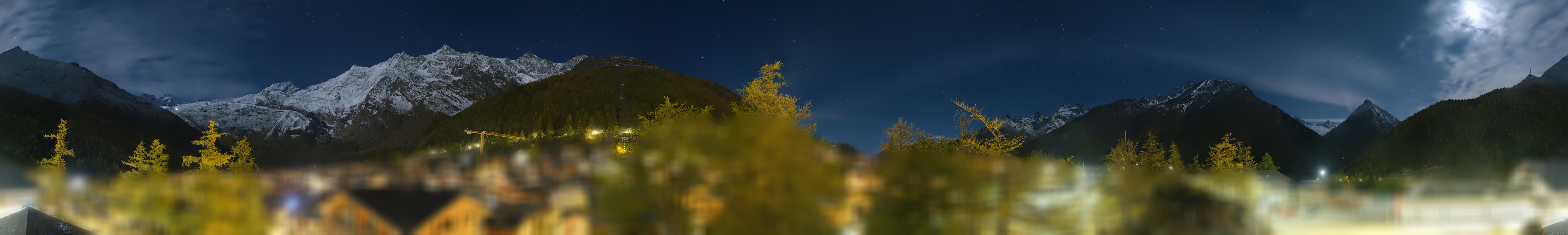 Archiv Foto Webcam Saas Fee: Blick in den Ortskern