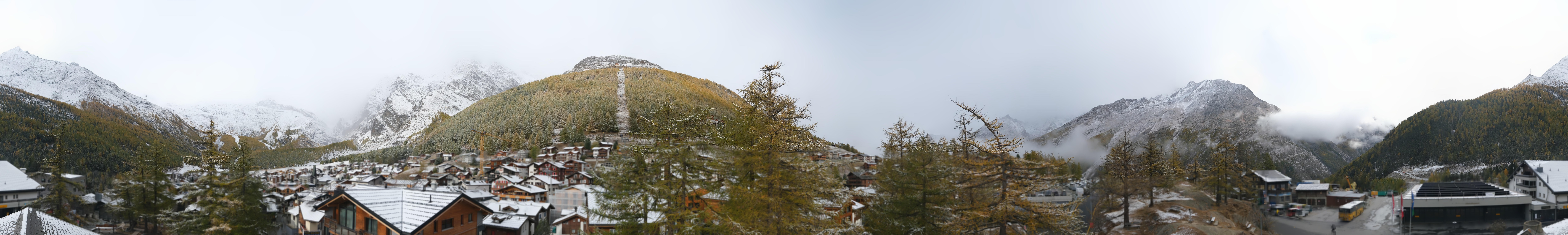 Archiv Foto Webcam Saas Fee: Blick in den Ortskern
