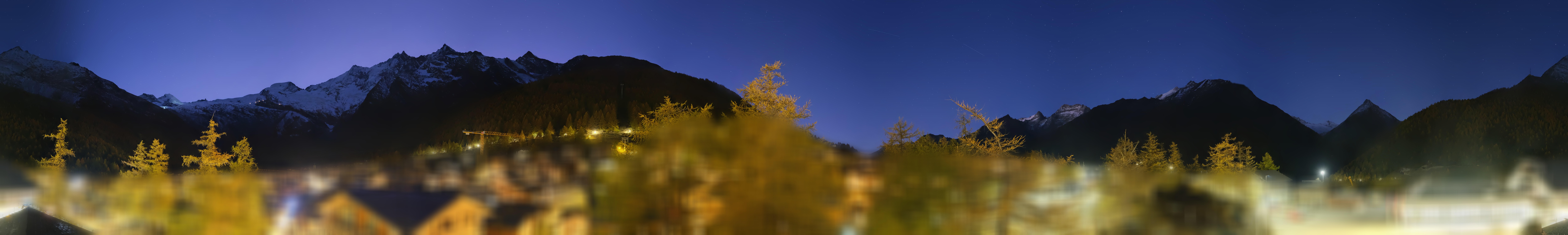 Archiv Foto Webcam Saas Fee: Blick in den Ortskern