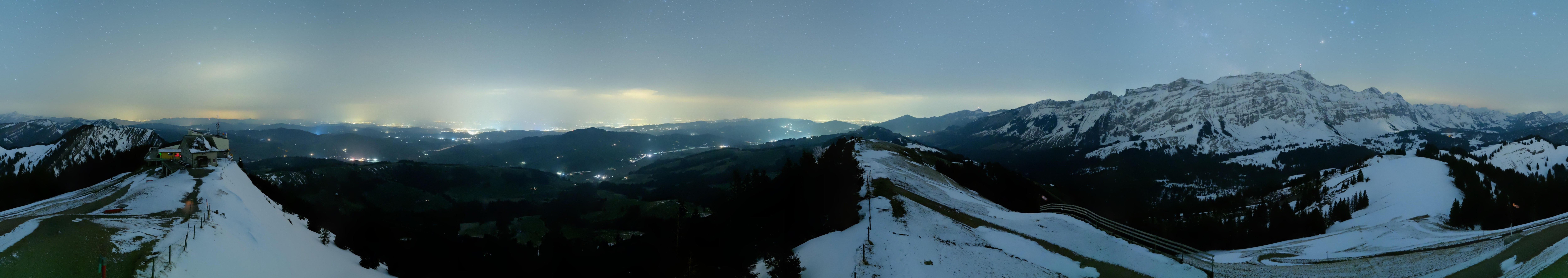 Archived image Webcam Kronberg mountain - Panoramic view