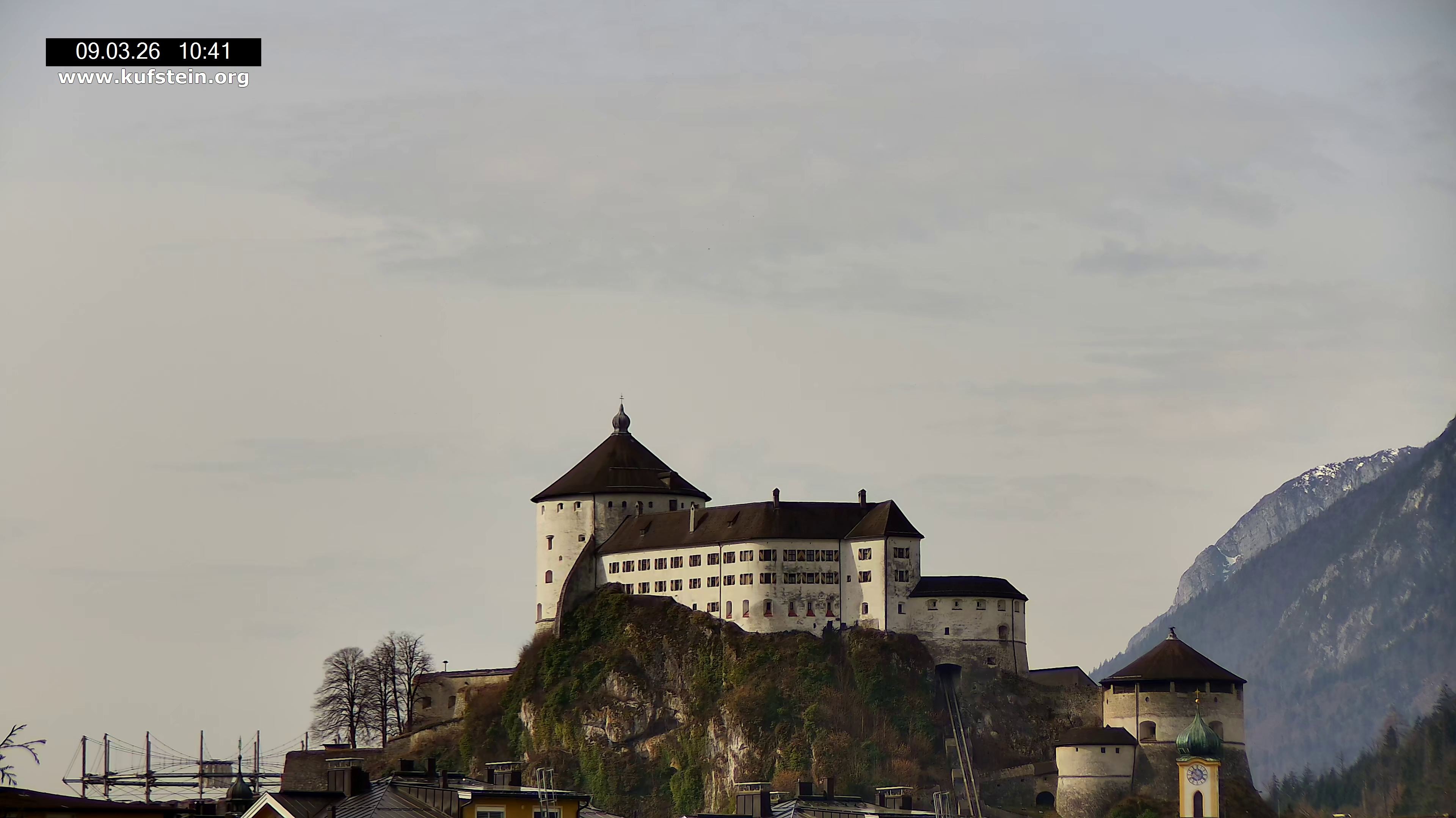 Archived image Webcam Kufstein Fortress