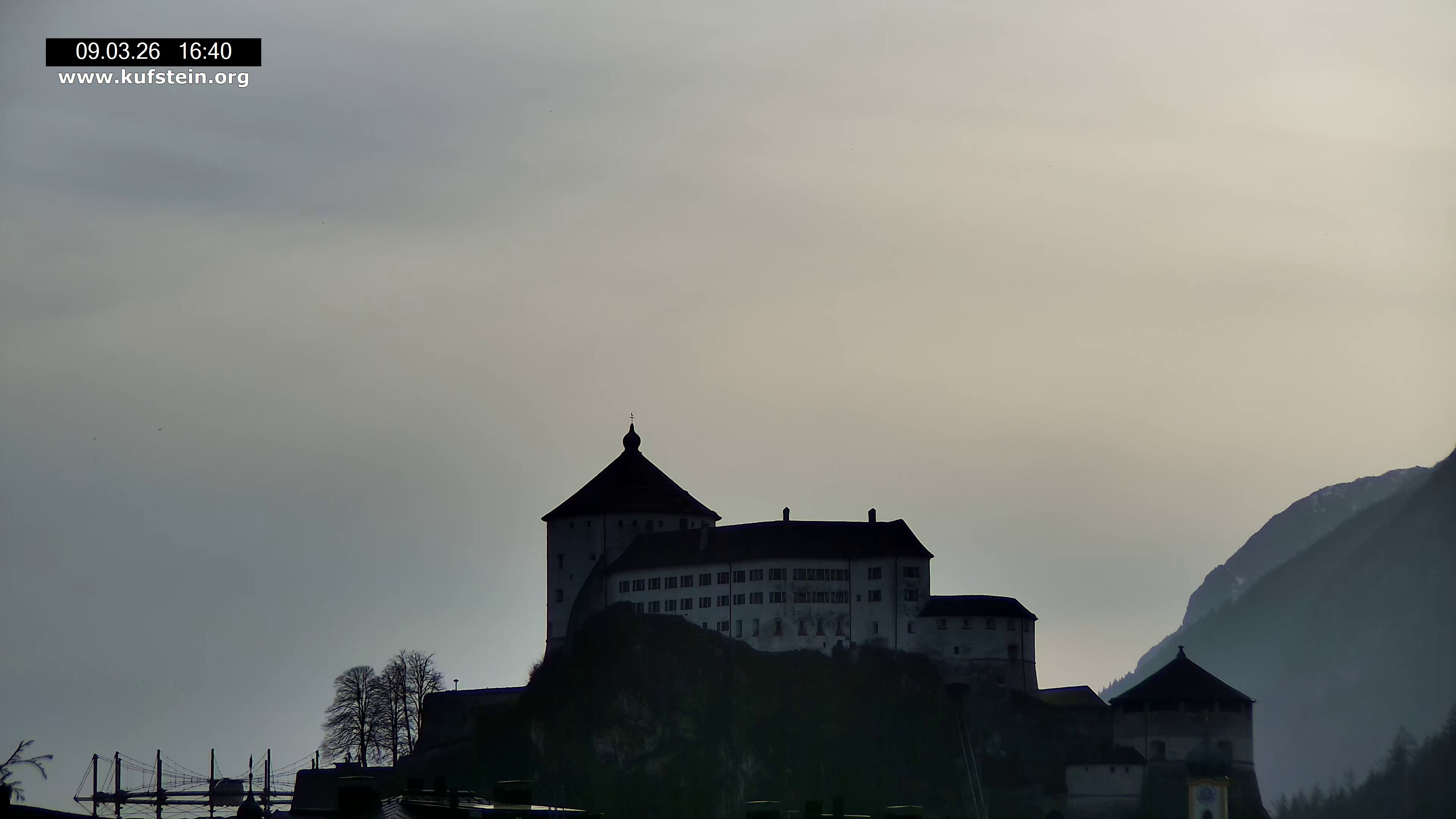 Archived image Webcam Kufstein Fortress