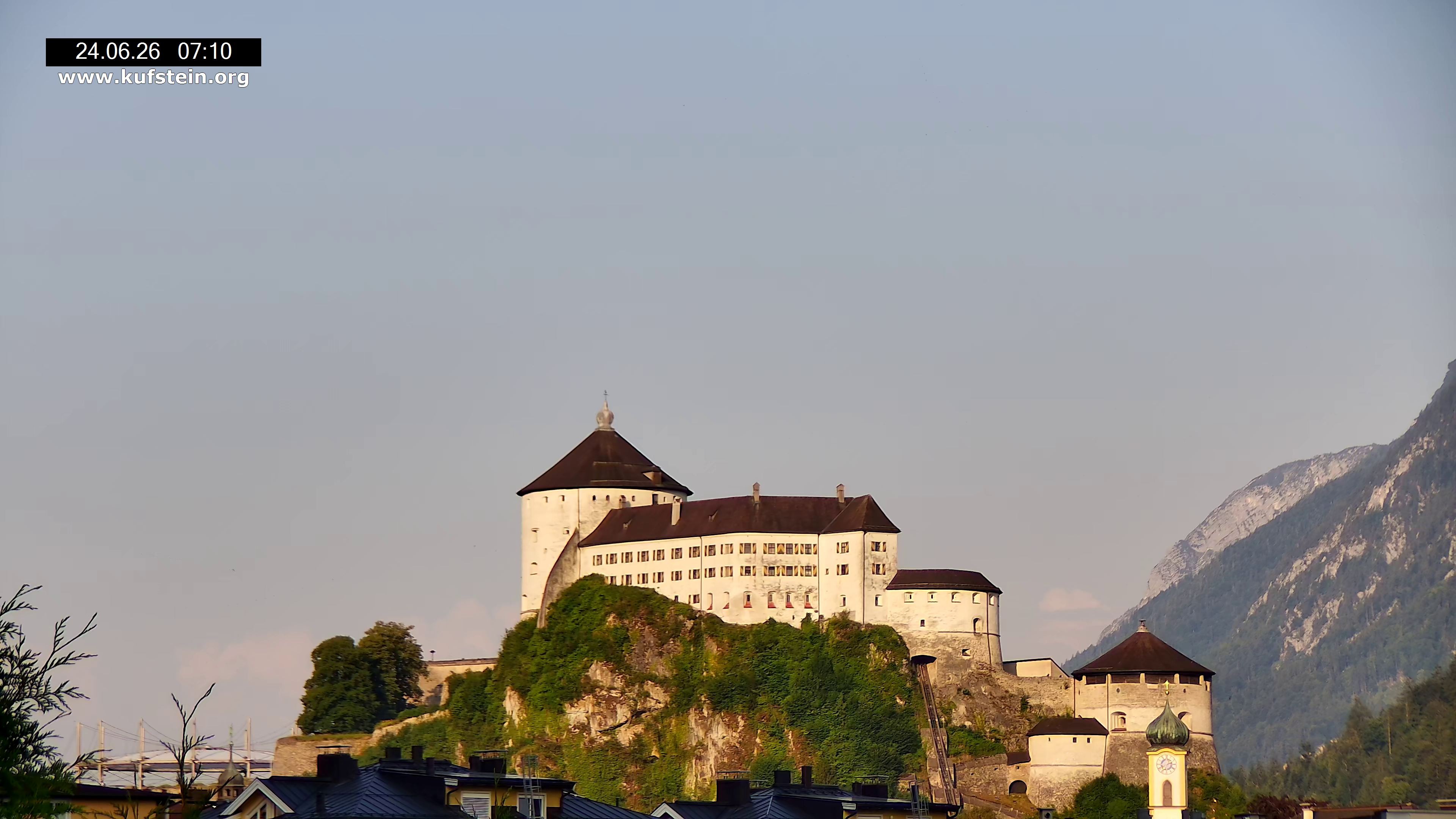 Archived image Webcam Kufstein Fortress
