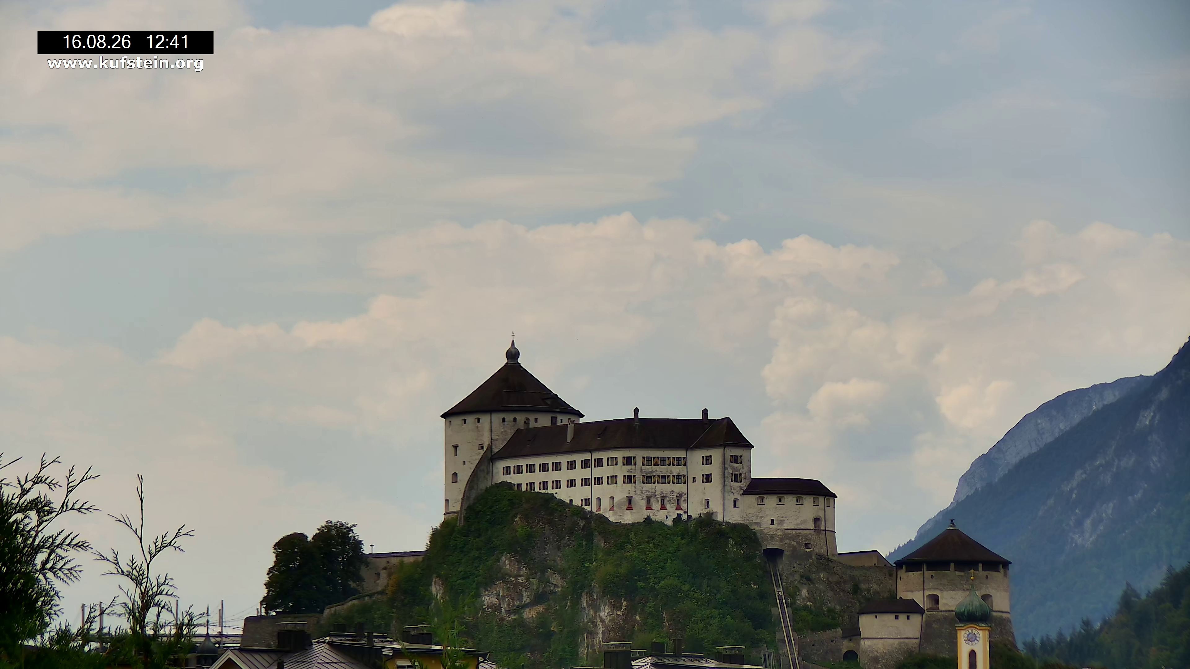 Archived image Webcam Kufstein Fortress