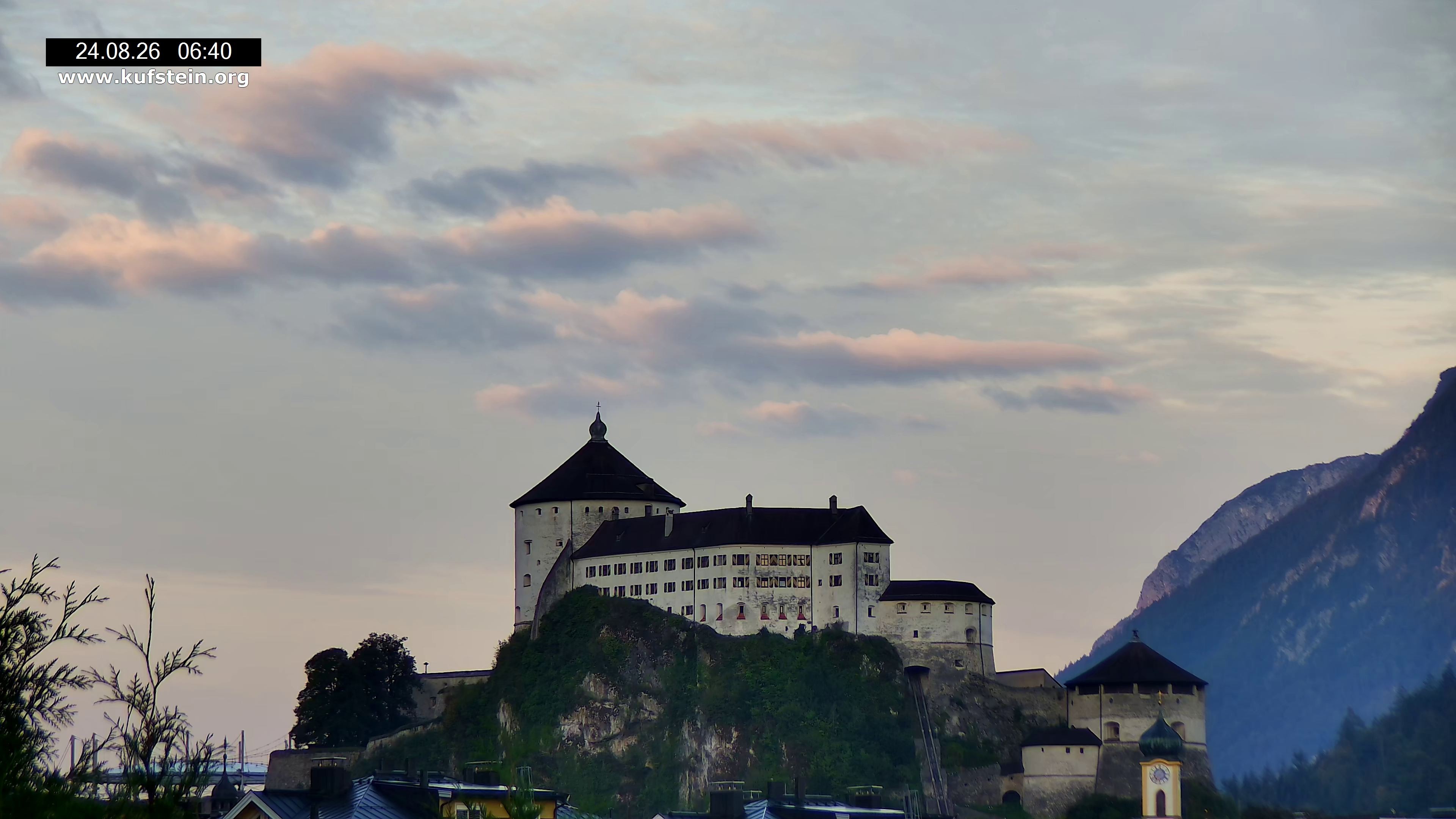 Archived image Webcam Kufstein Fortress