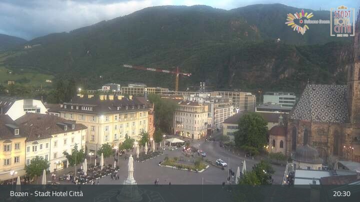 Archiv Foto Webcam Bozen - Stadt Hotel Citta