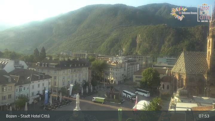 Archiv Foto Webcam Bozen - Stadt Hotel Citta