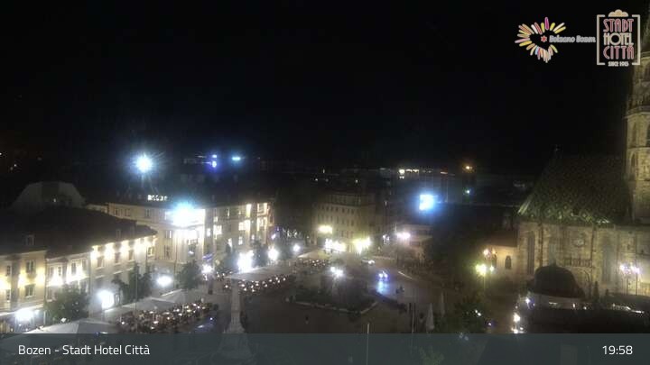 Archiv Foto Webcam Bozen - Stadt Hotel Citta