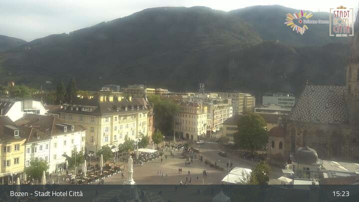Archiv Foto Webcam Bozen - Stadt Hotel Citta
