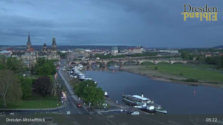 Archiv Foto Webcam Dresden Terrassenufer - Blick auf die Altstadt