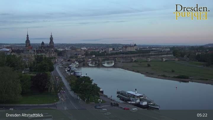 Archiv Foto Webcam Dresden Terrassenufer - Blick auf die Altstadt