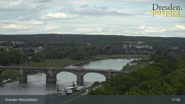 Archiv Foto Webcam Dresden Terrassenufer - Blick auf die Altstadt