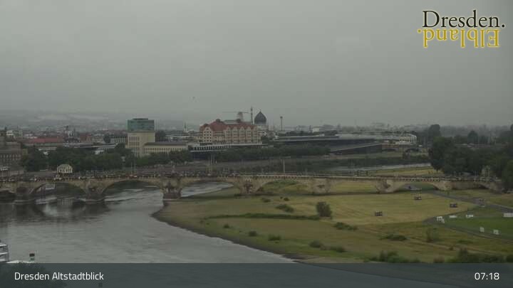Archived image Webcam Dresden - View of the Old Town