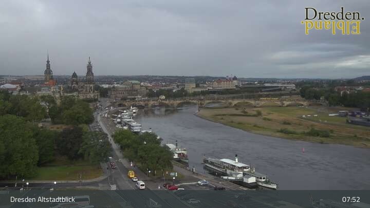 Archiv Foto Webcam Dresden Terrassenufer - Blick auf die Altstadt
