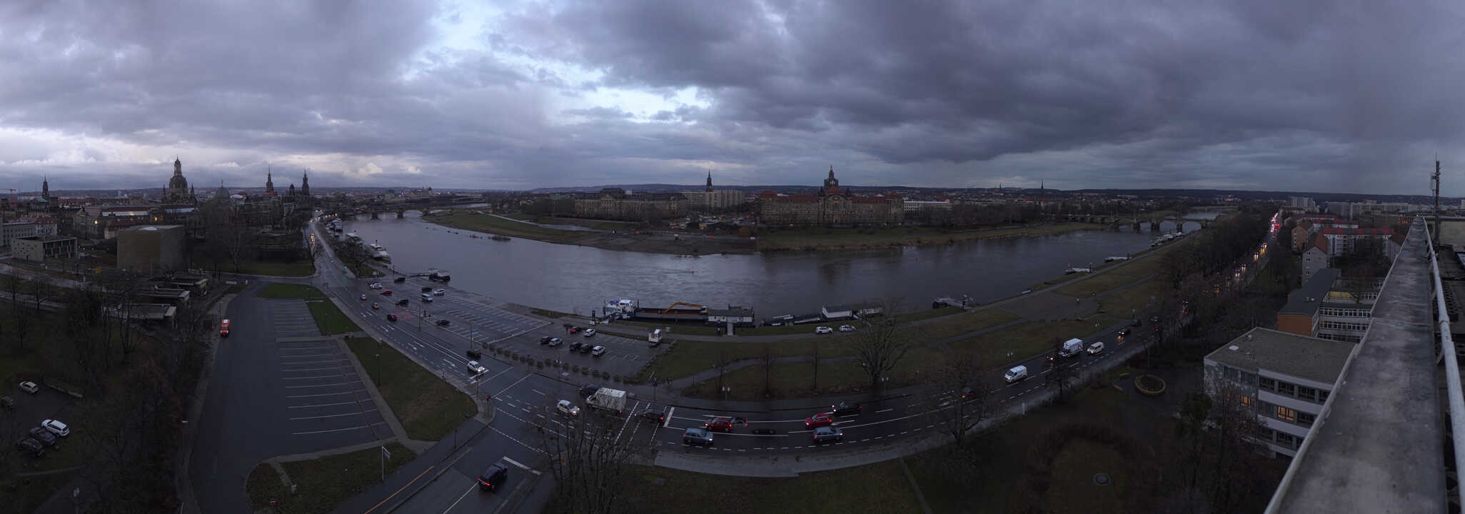 Archiv Foto Webcam Dresden - Elbpanorama
