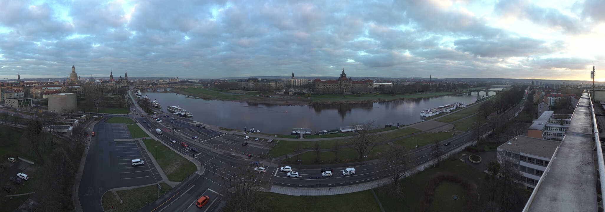 Archived image Webcam Dresden - Panoramic view of the city
