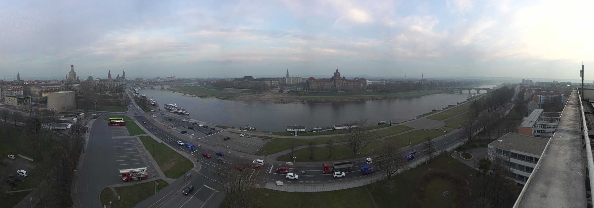 Archiv Foto Webcam Dresden - Elbpanorama