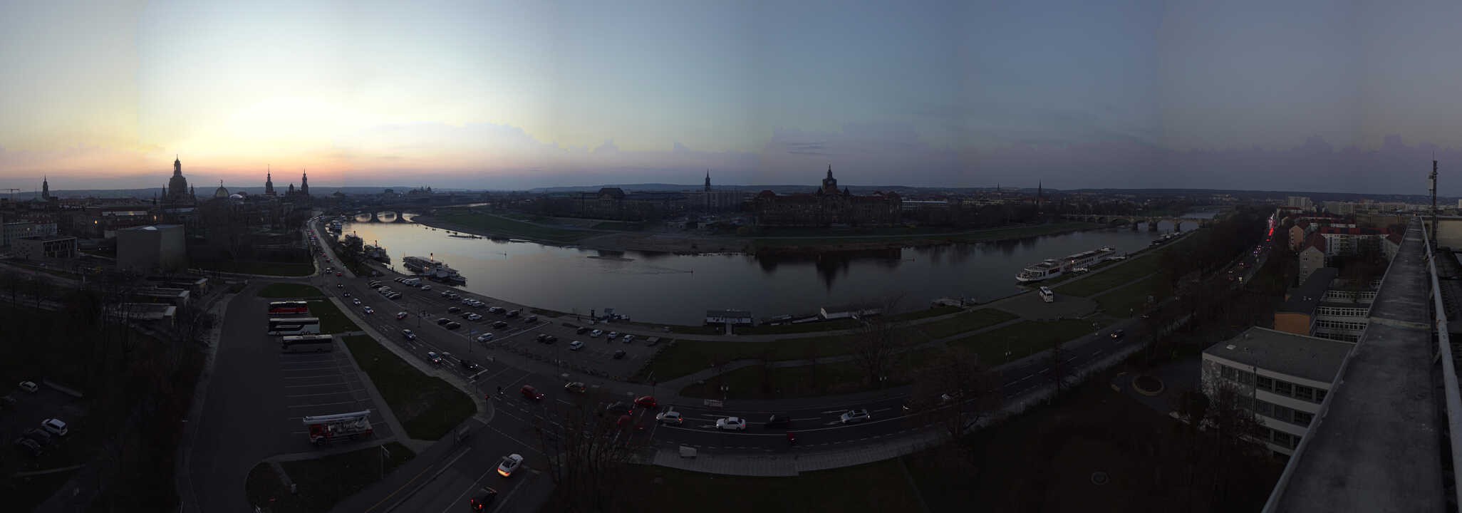 Archiv Foto Webcam Dresden - Elbpanorama