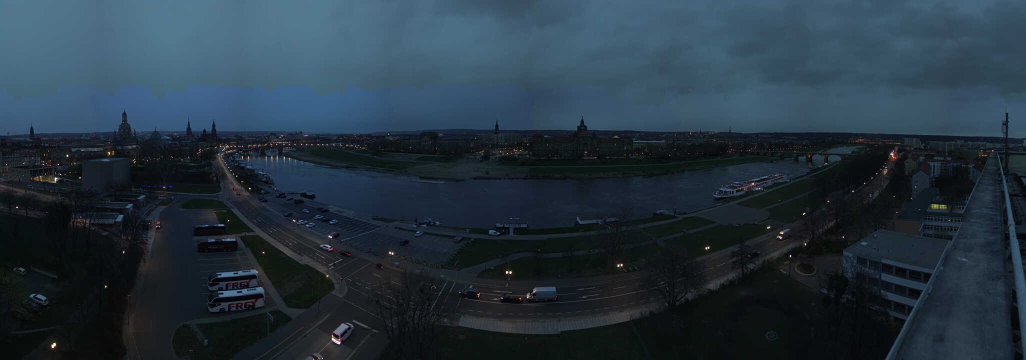 Archiv Foto Webcam Dresden - Elbpanorama