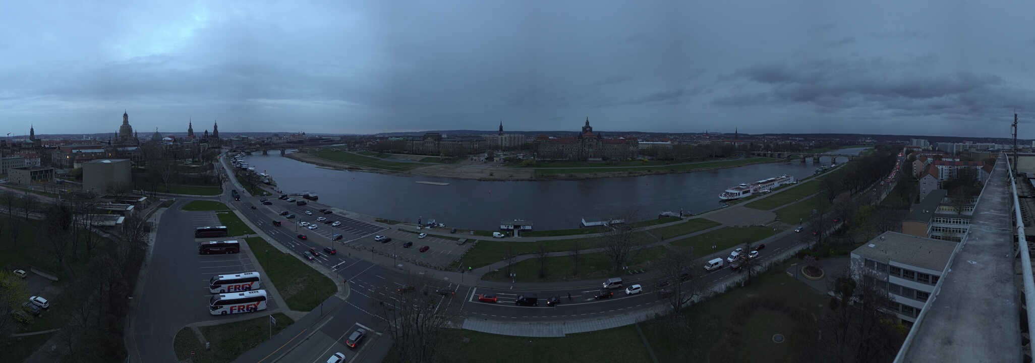 Archiv Foto Webcam Dresden - Elbpanorama