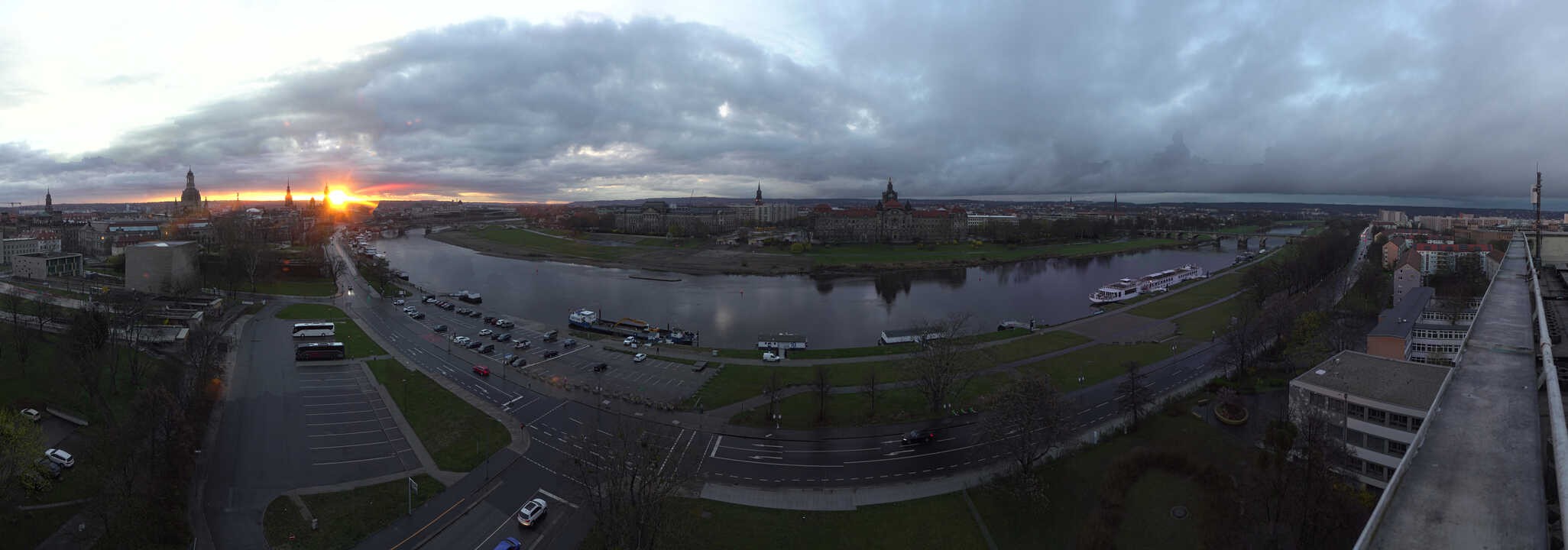 Archived image Webcam Dresden - Panoramic view of the city