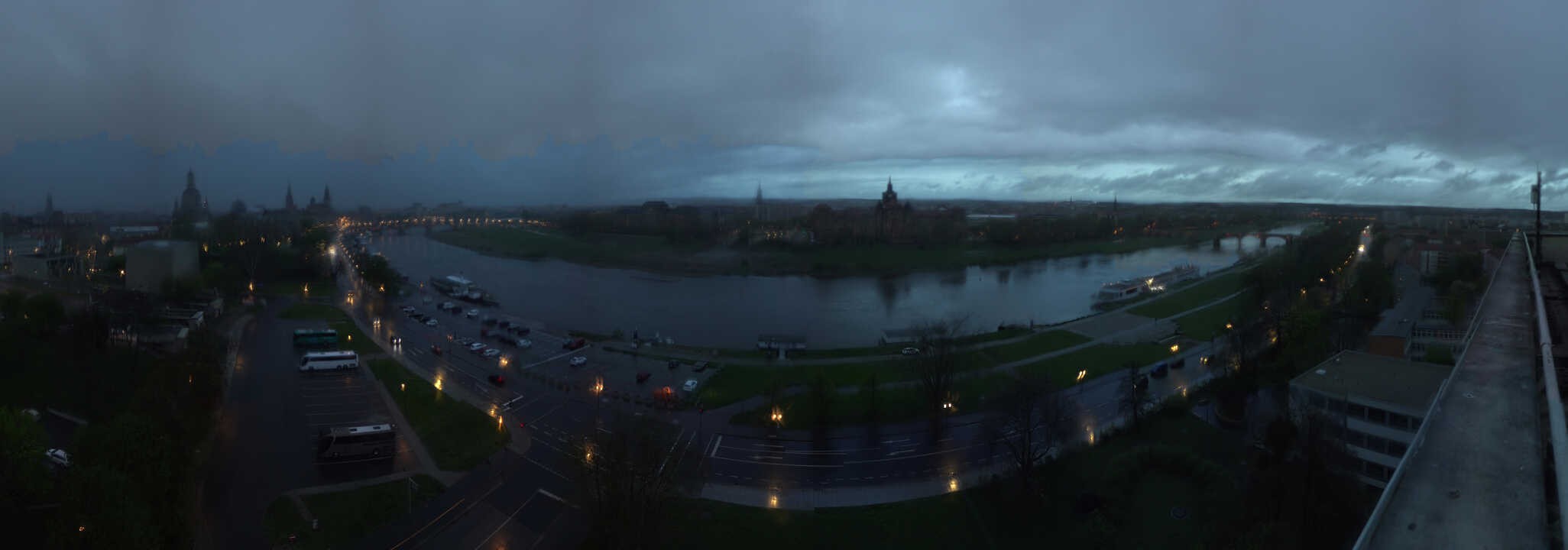 Archiv Foto Webcam Dresden - Elbpanorama