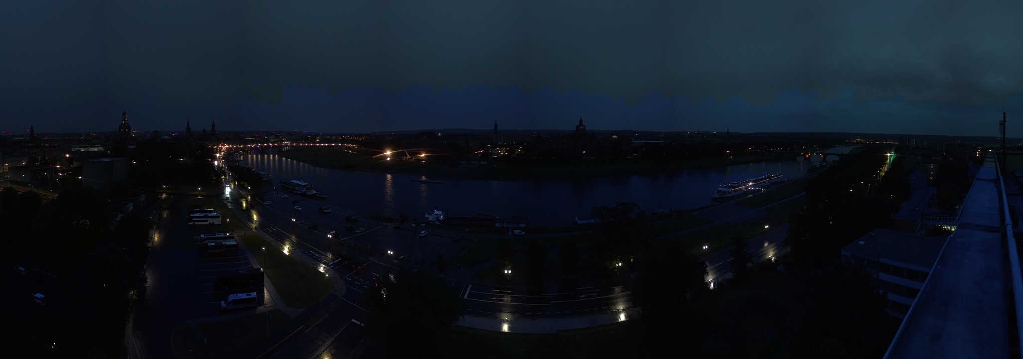 Archiv Foto Webcam Dresden - Elbpanorama