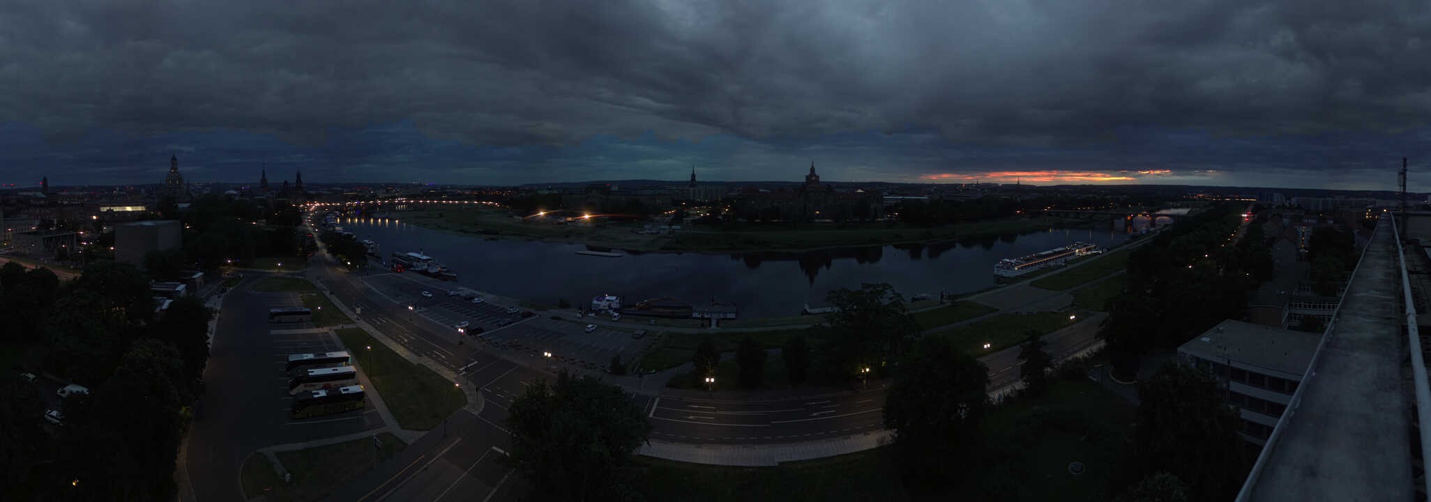 Archiv Foto Webcam Dresden - Elbpanorama