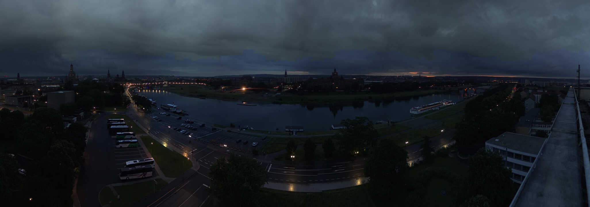 Archiv Foto Webcam Dresden - Elbpanorama