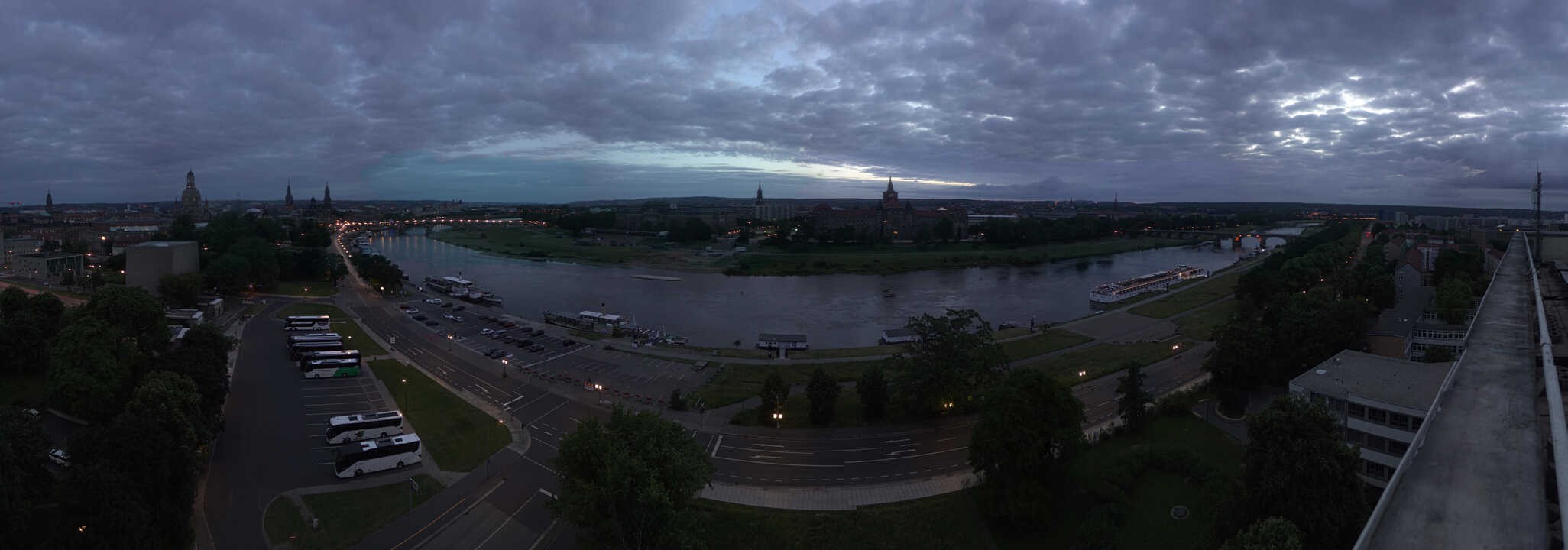 Archiv Foto Webcam Dresden - Elbpanorama