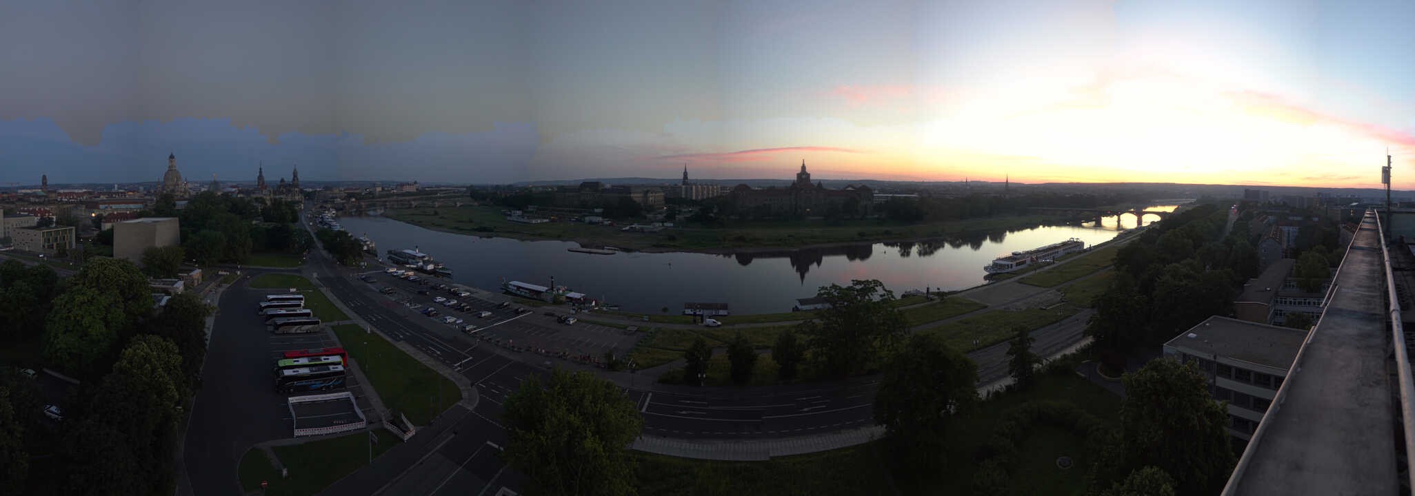 Archiv Foto Webcam Dresden - Elbpanorama