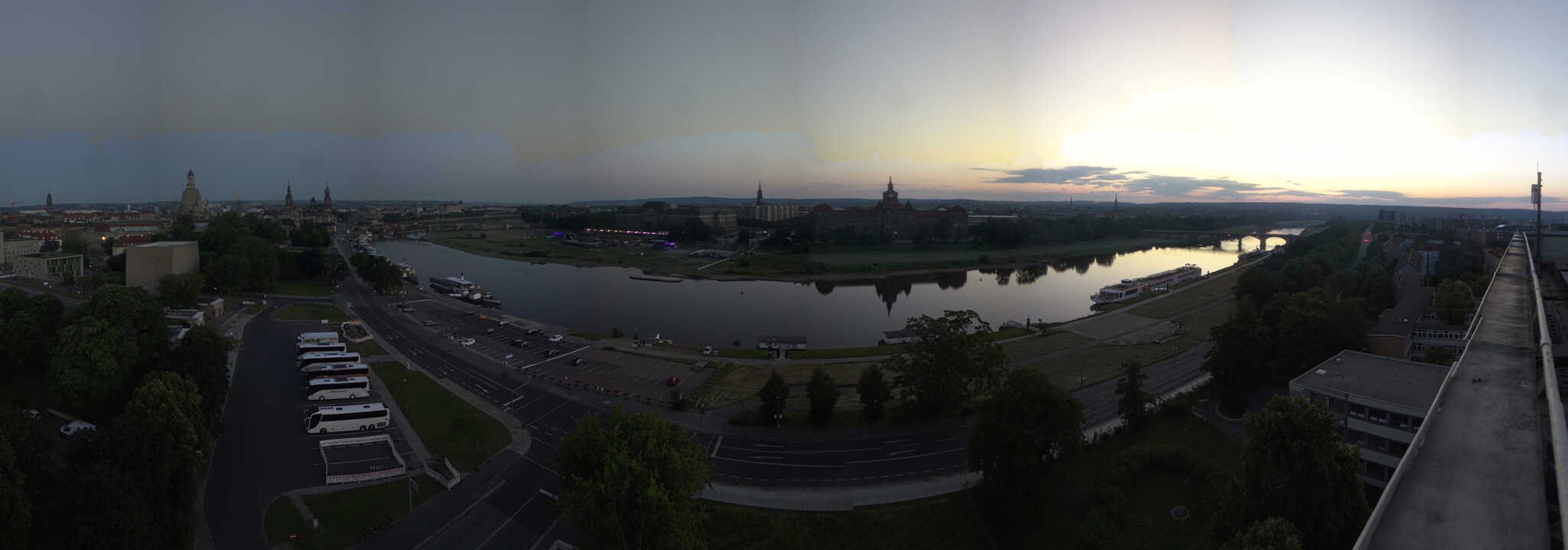 Archiv Foto Webcam Dresden - Elbpanorama