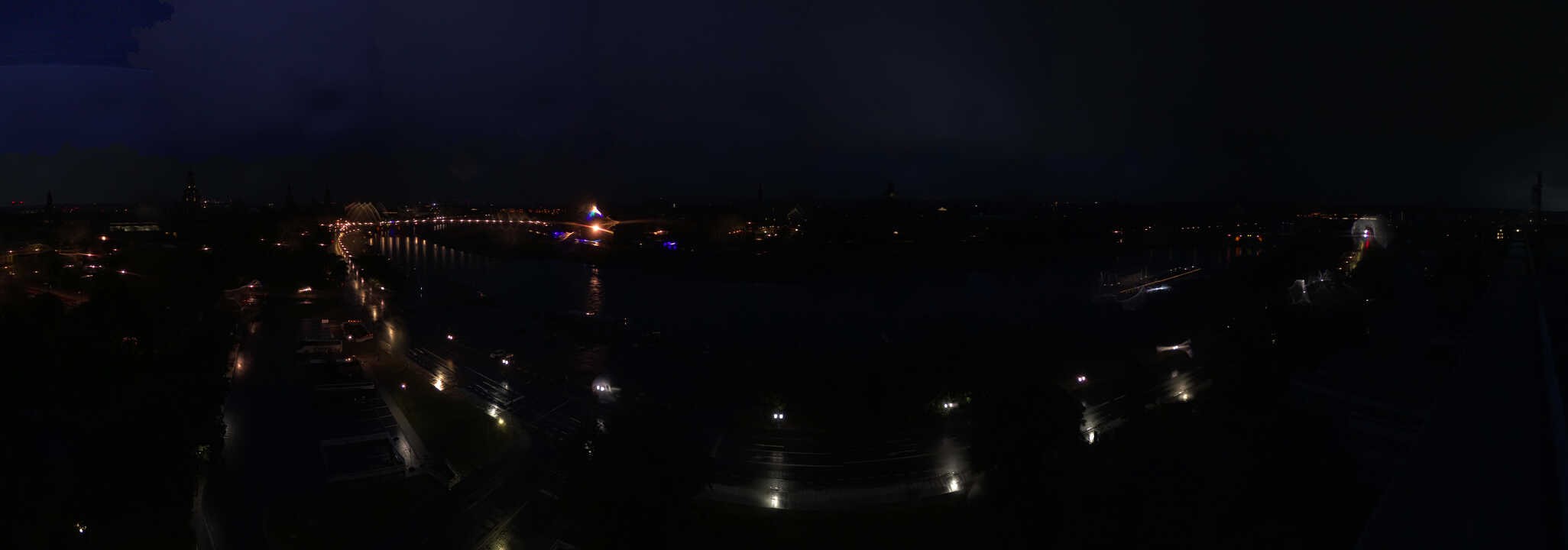 Archiv Foto Webcam Dresden - Elbpanorama