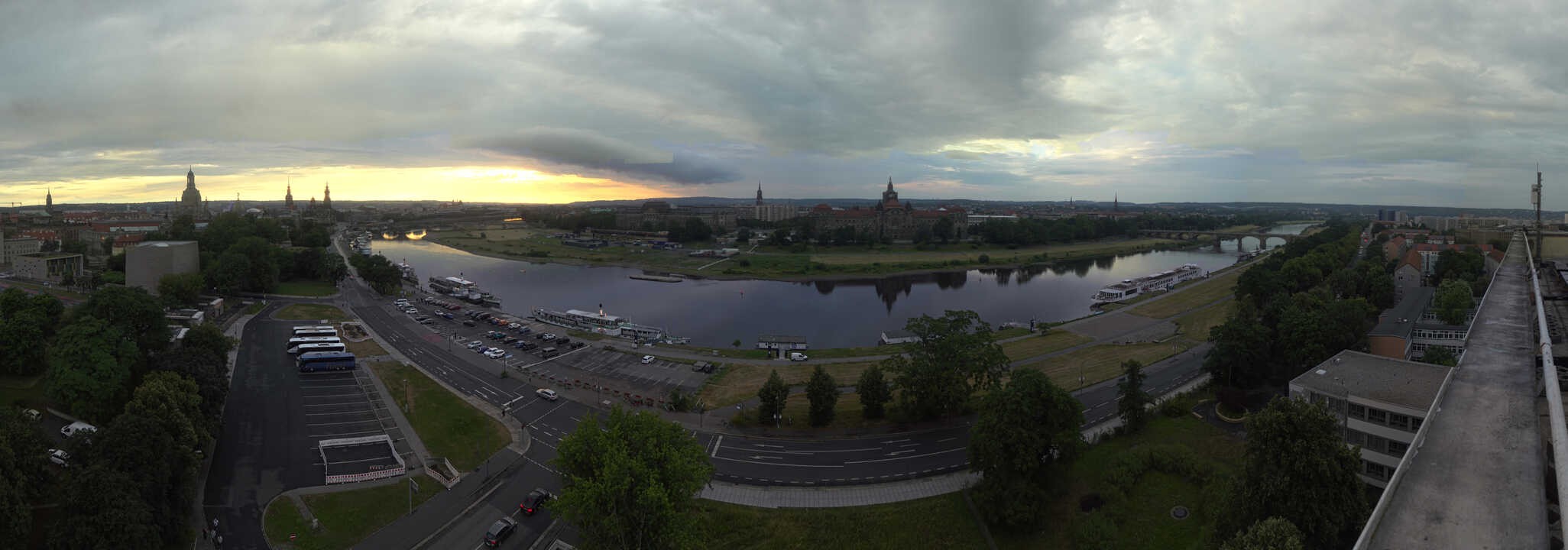 Archiv Foto Webcam Dresden - Elbpanorama