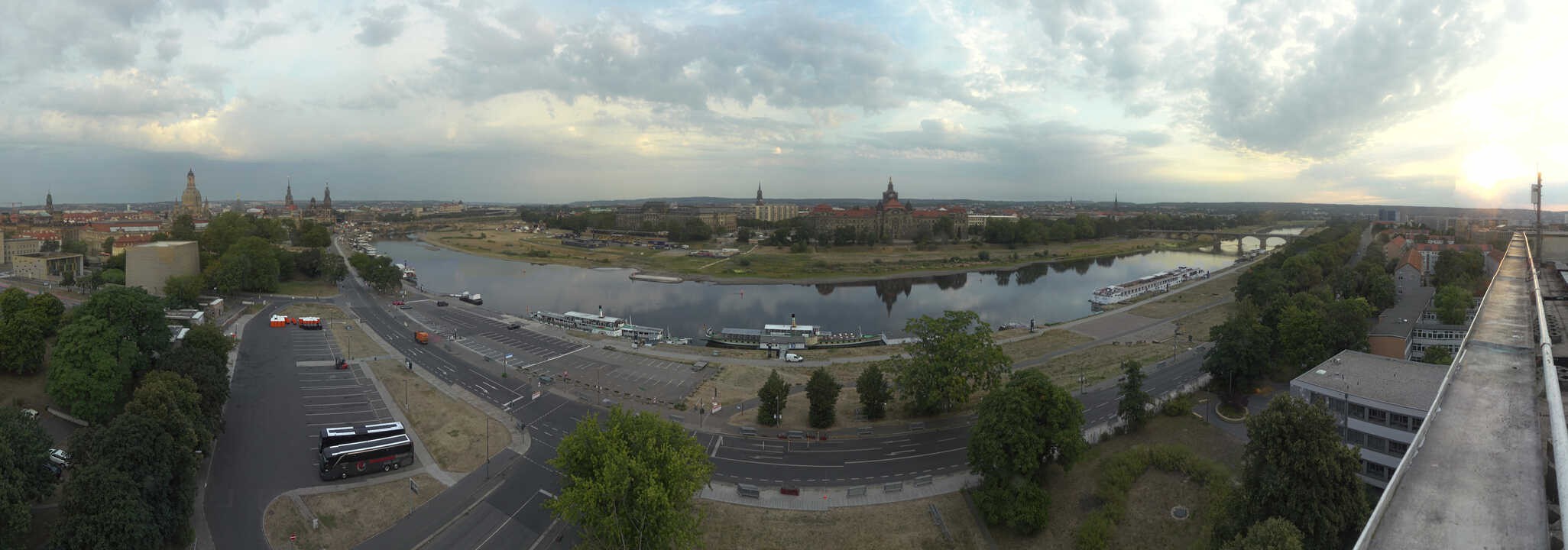 Archiv Foto Webcam Dresden - Elbpanorama