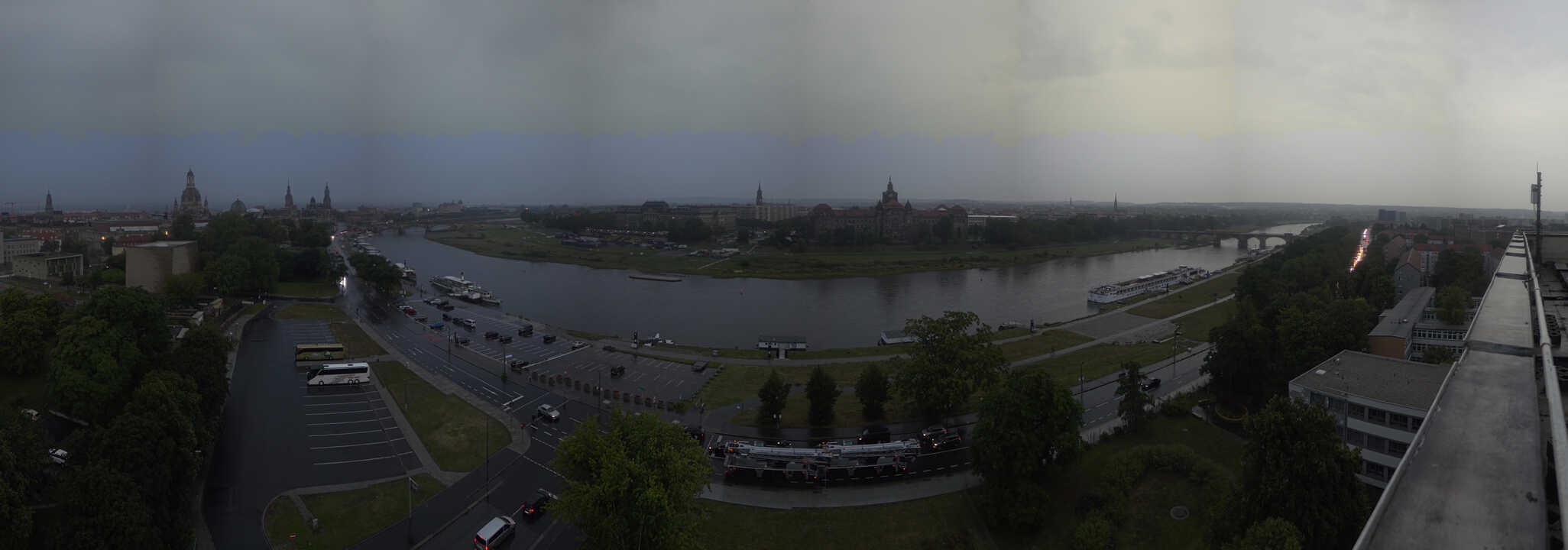 Archiv Foto Webcam Dresden - Elbpanorama