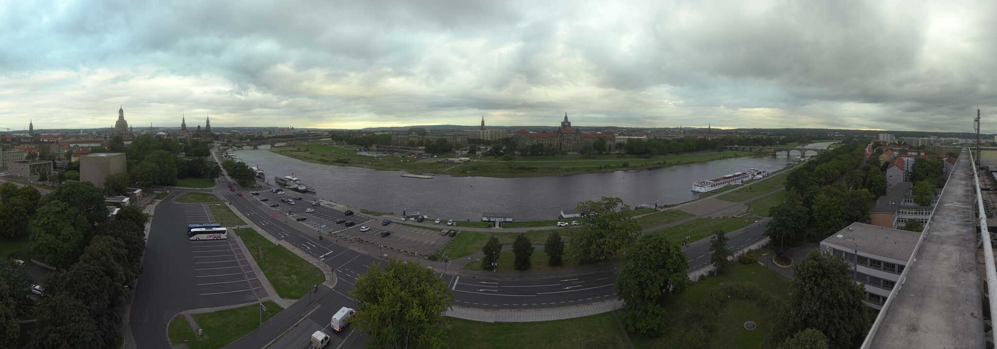 Archiv Foto Webcam Dresden - Elbpanorama