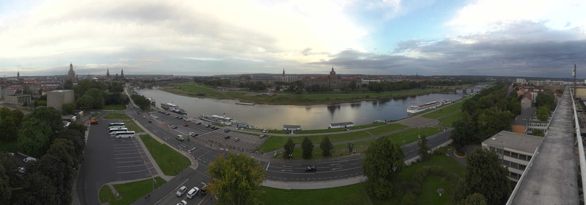 Archiv Foto Webcam Dresden - Elbpanorama