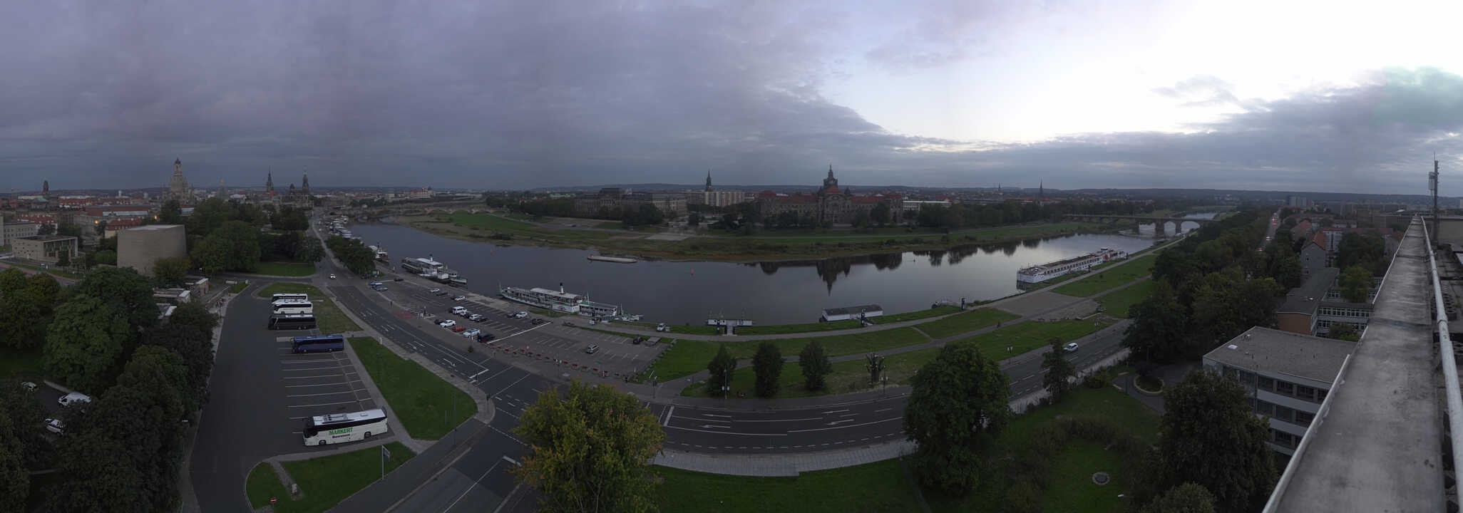 Archiv Foto Webcam Dresden - Elbpanorama