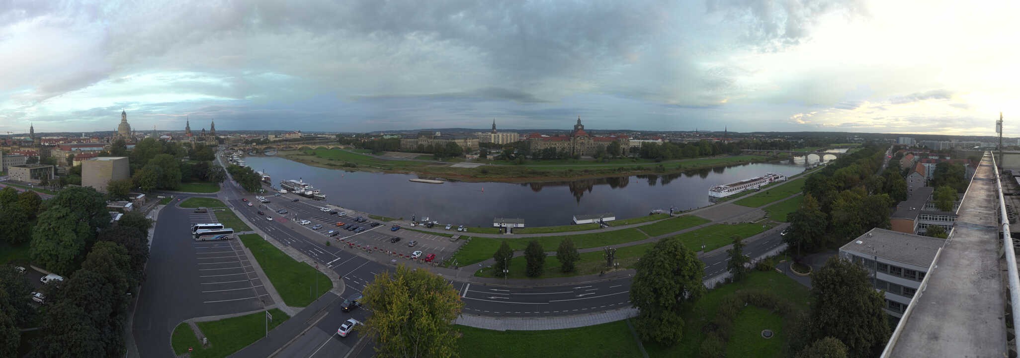 Archiv Foto Webcam Dresden - Elbpanorama