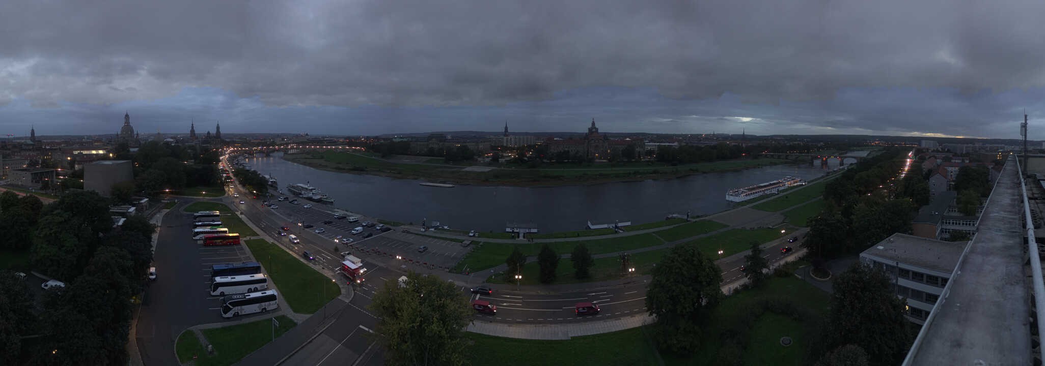Archiv Foto Webcam Dresden - Elbpanorama